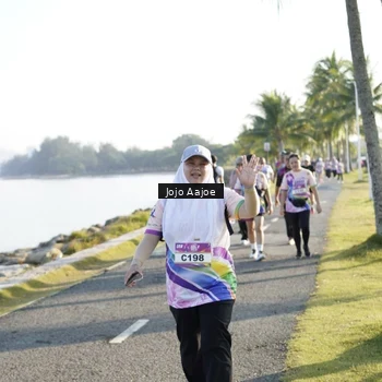 Runner Photo 6124169
