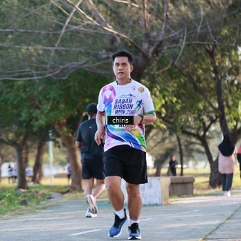 Runner Photo 6124248