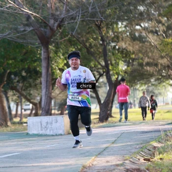 Runner Photo 6124267