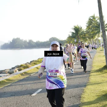 Runner Photo 6124274