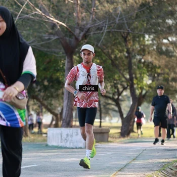 Runner Photo 6124275