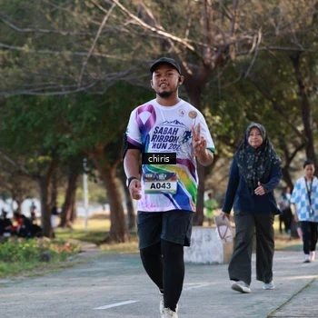 Runner Photo 6124477