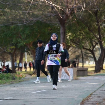 Runner Photo 6124566