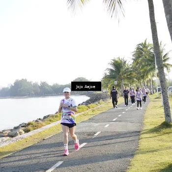 Runner Photo 6124657