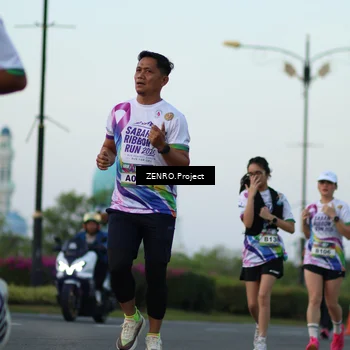 Runner Photo 6124826