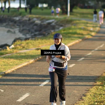 Runner Photo 6124998