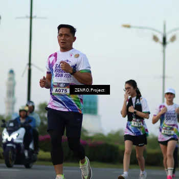 Runner Photo 6125095