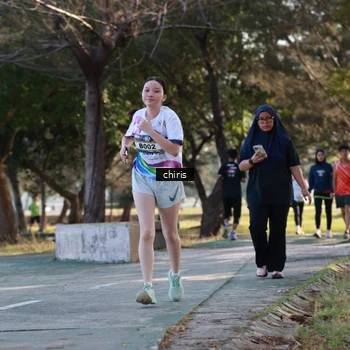 Runner Photo 6125173