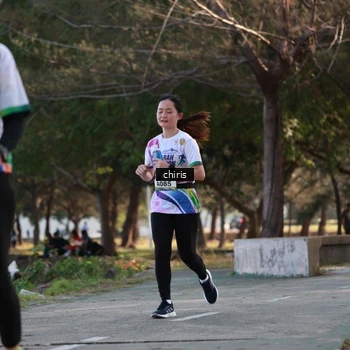 Runner Photo 6126064