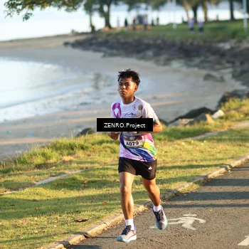 Runner Photo 6126345