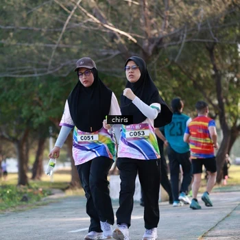 Runner Photo 6128044