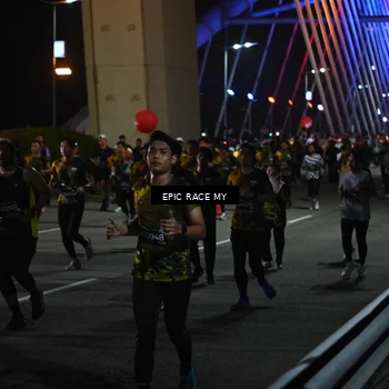 Runner Photo 6128069