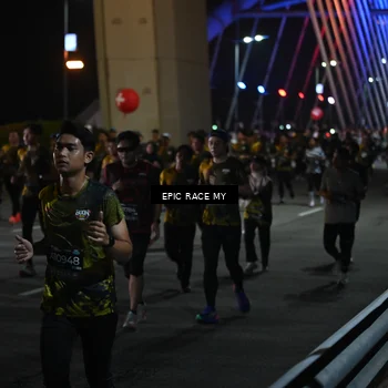 Runner Photo 6128075