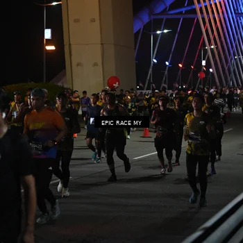 Runner Photo 6128076