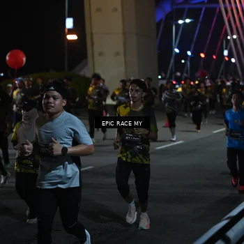 Runner Photo 6128110