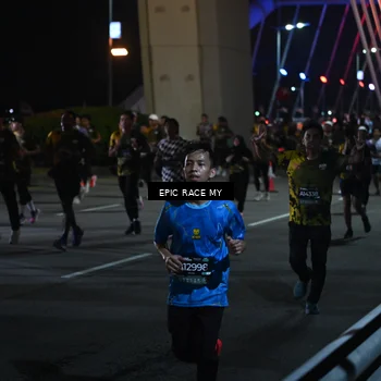 Runner Photo 6128143