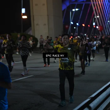 Runner Photo 6128152
