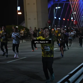 Runner Photo 6128153