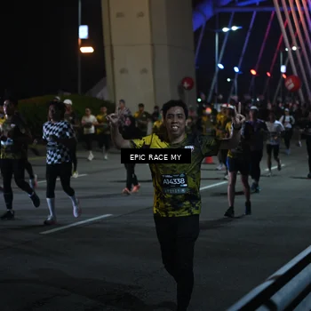 Runner Photo 6128154