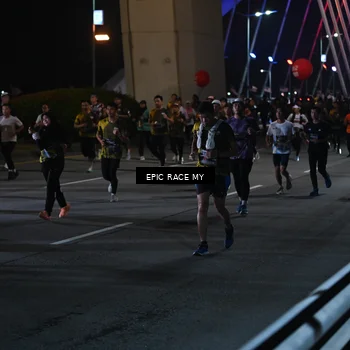 Runner Photo 6128172