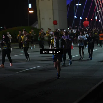 Runner Photo 6128188