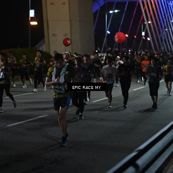 Runner Photo 6128200
