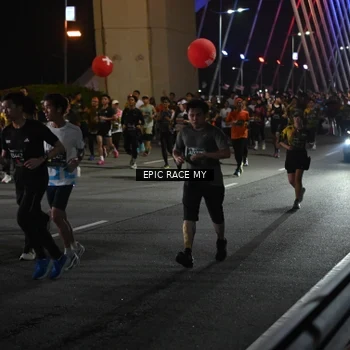 Runner Photo 6128221