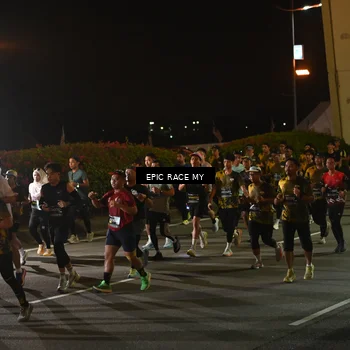 Runner Photo 6128271