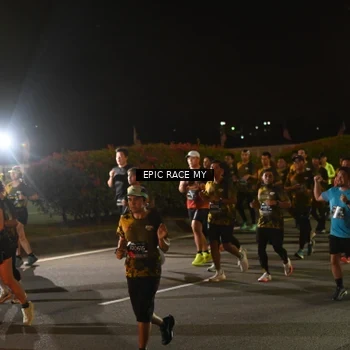Runner Photo 6128320