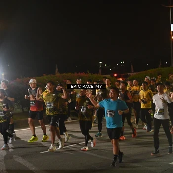 Runner Photo 6128325