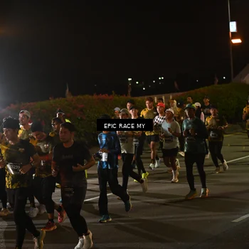 Runner Photo 6128352