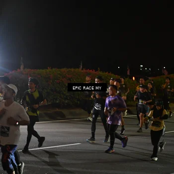 Runner Photo 6128359