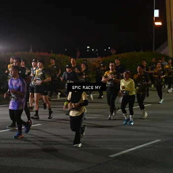 Runner Photo 6128367