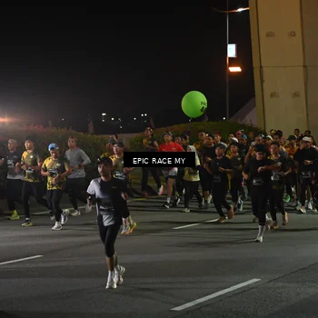 Runner Photo 6128424