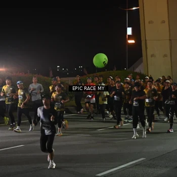 Runner Photo 6128437