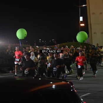 Runner Photo 6128442