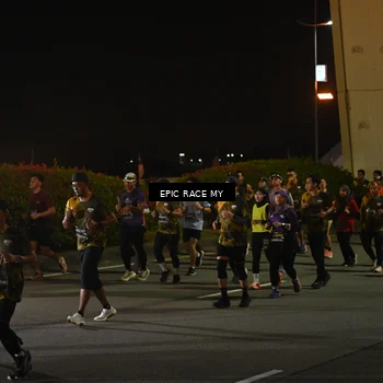 Runner Photo 6128542