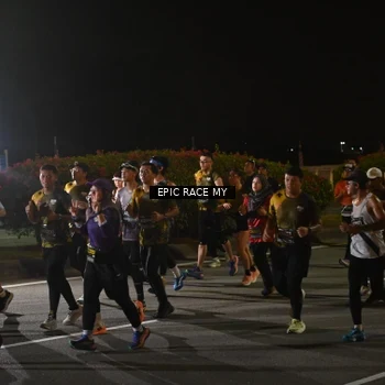 Runner Photo 6128618