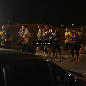 Runner Photo 6128675