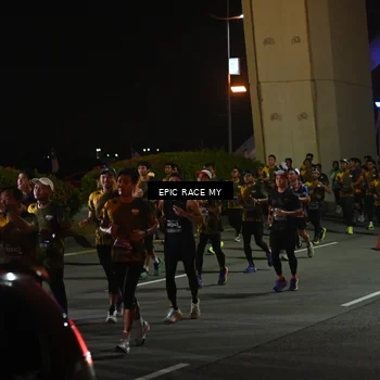 Runner Photo 6128688