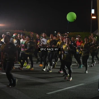 Runner Photo 6128825