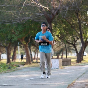 Runner Photo 6128838