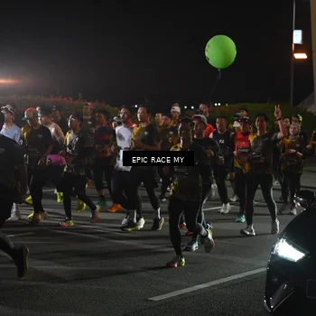 Runner Photo 6128845