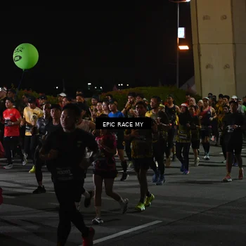 Runner Photo 6128886