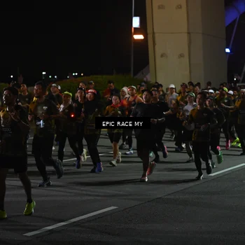 Runner Photo 6128905