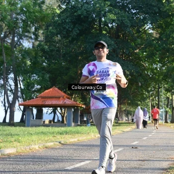Runner Photo 6129003