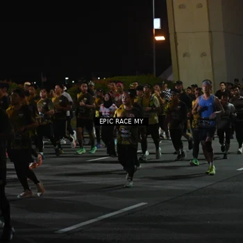 Runner Photo 6129016