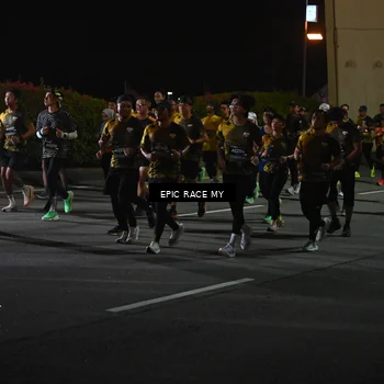 Runner Photo 6129079