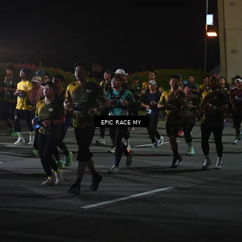 Runner Photo 6129117