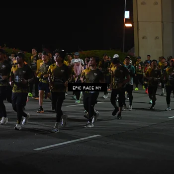 Runner Photo 6129125